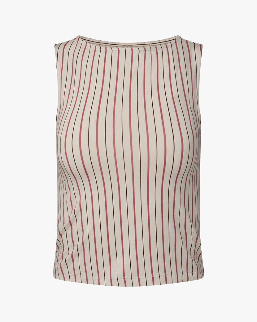 Boatneck Tank