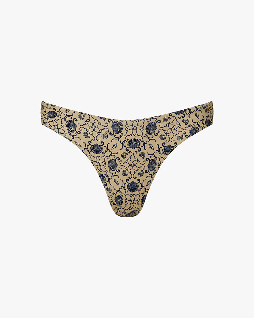 Classic Scoop Bottom