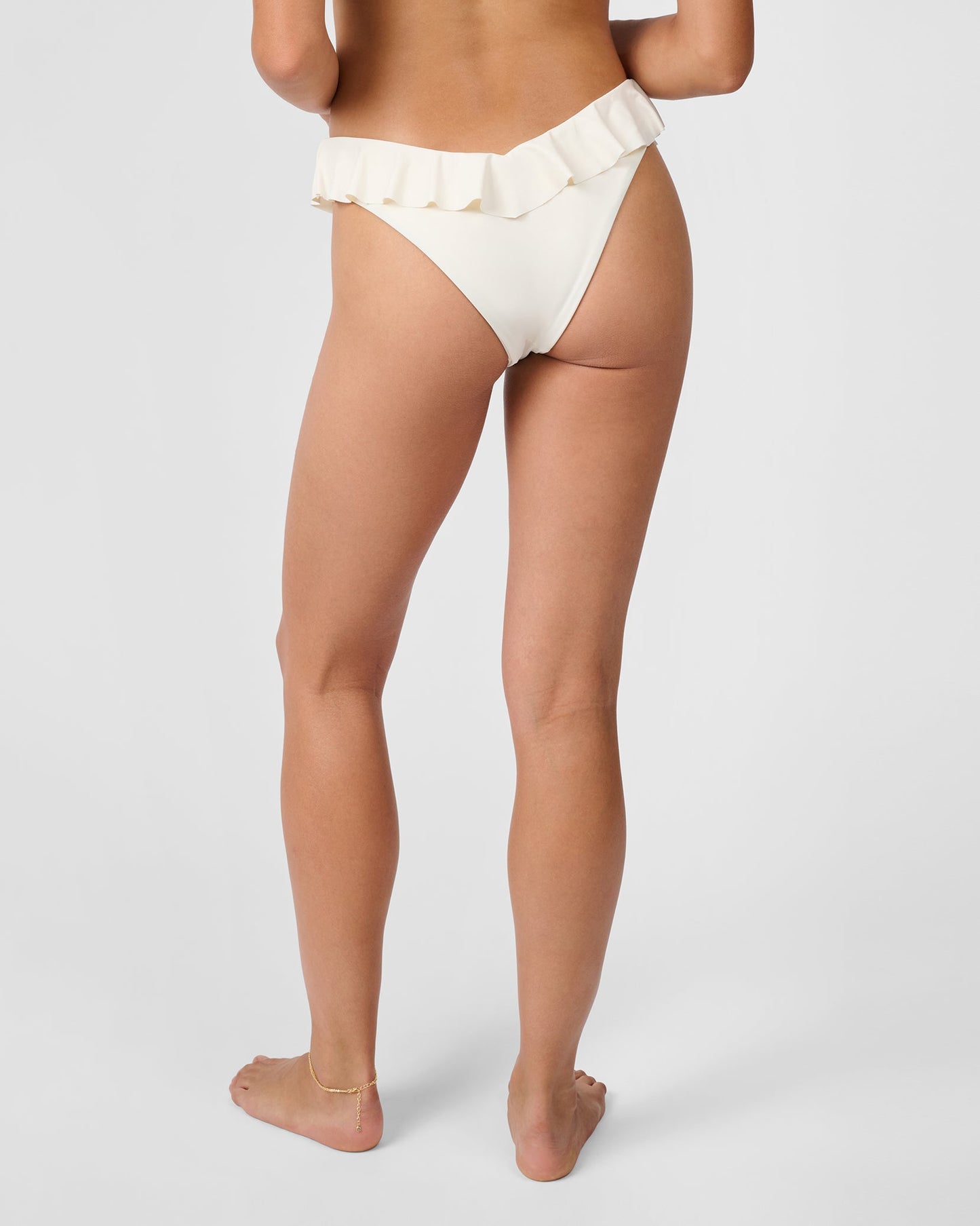 Ruffle Delilah Bottom