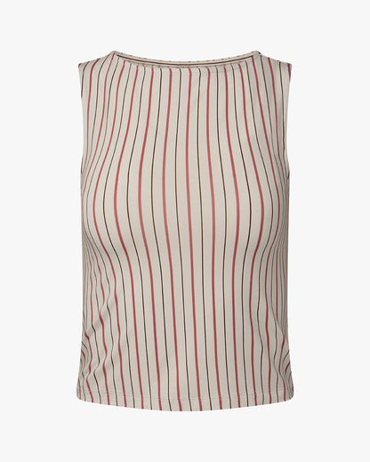 Boatneck Tank