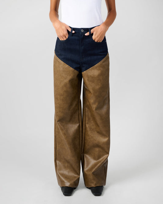 Mid Rise Straight Leg Two Toned Chap Jean