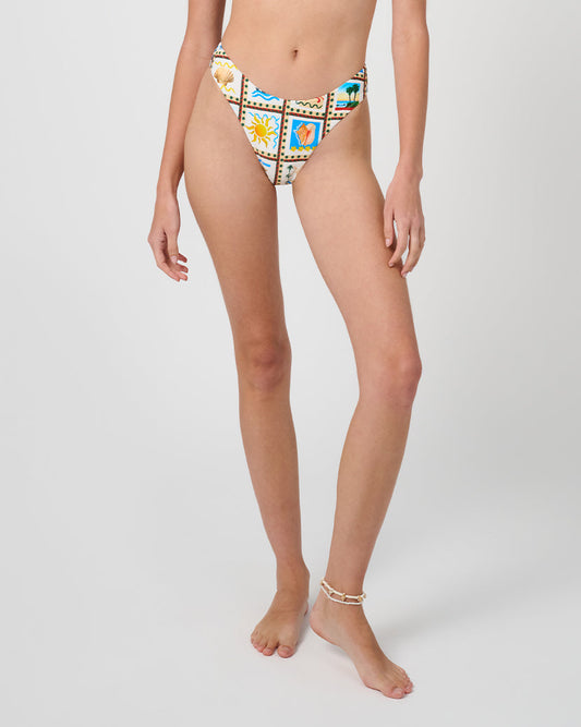 Classic Scoop Bottom